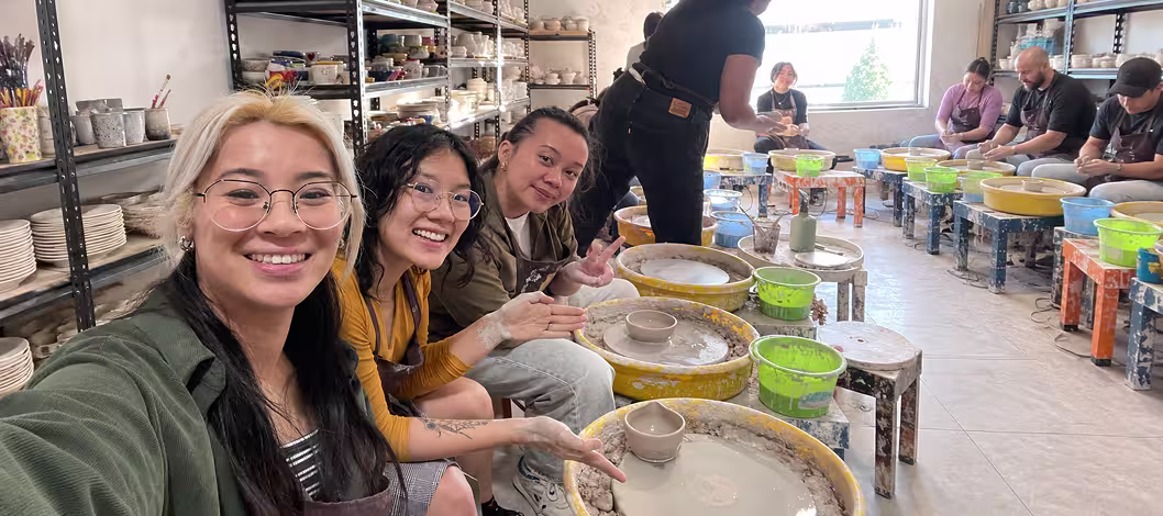 Pottery Wheel Throwing Class: Make a Ceramic Piece